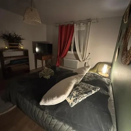 Bed & Breakfast Les Privileges Bellegarde-Poussieu